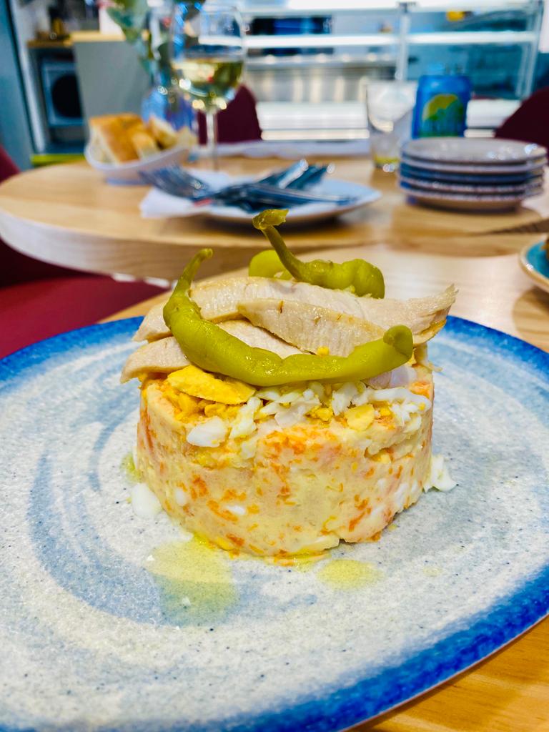 NUESTRA ENSALADILLA