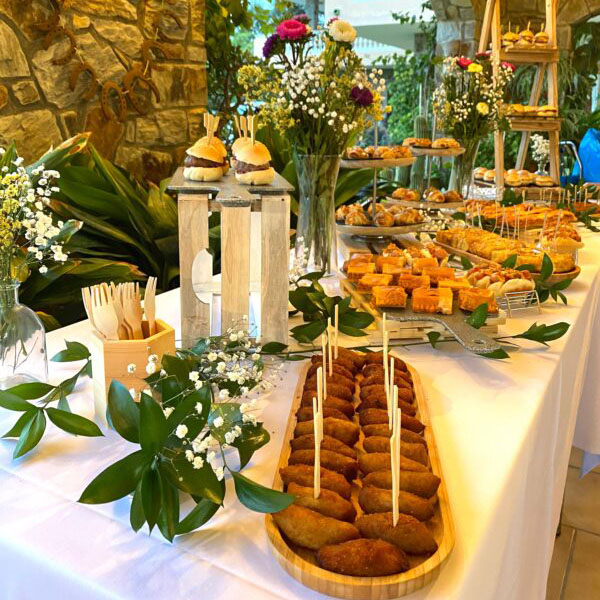 Montajes de Catering Barcelona tipo Buffet con o sin decoración