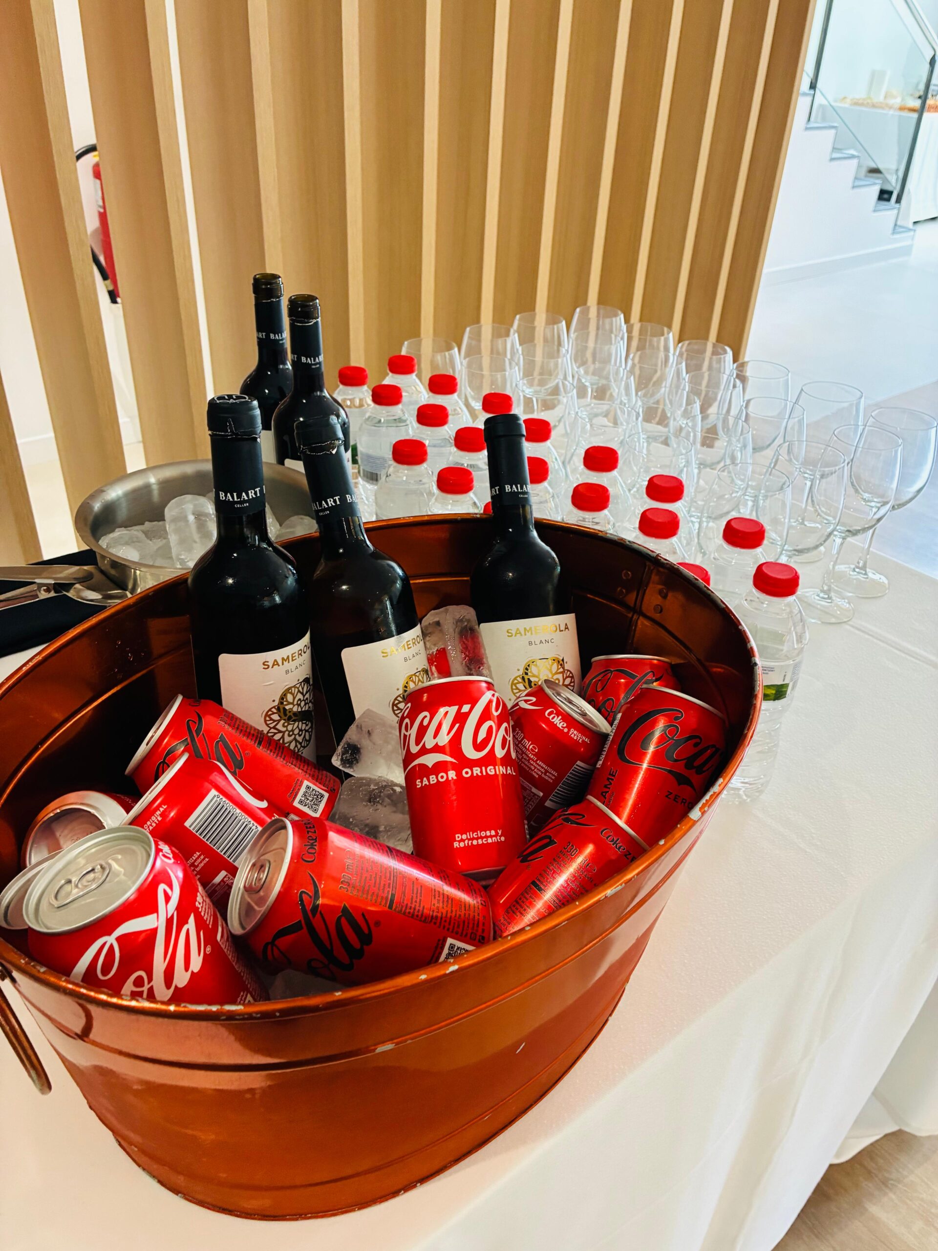 Menú formato cóctel catering para bodas Barcelona Bebidas en Cesta con Hielo