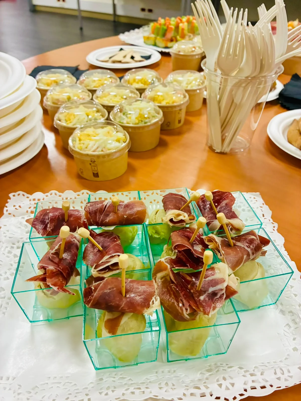 Vasito de corazón de alcachofa con jamón ibérico